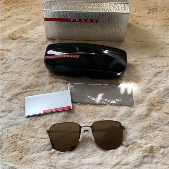 PRADA LINEA ROSSA SUNGLASSES - Picture 4 of 16